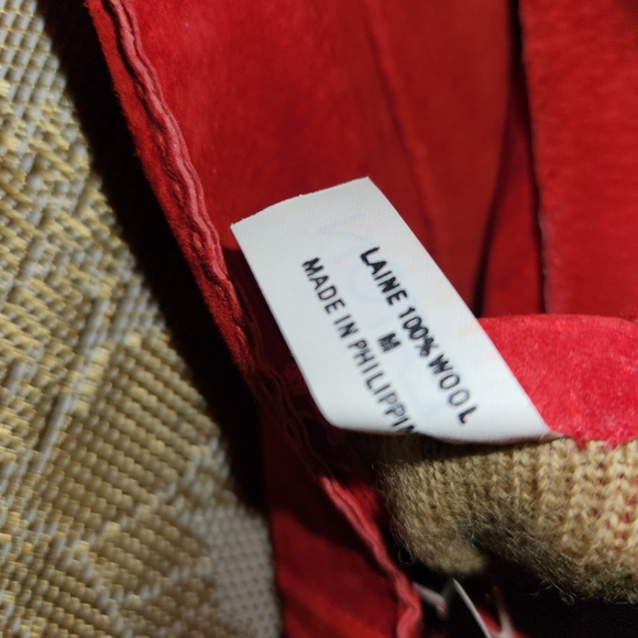 Vintage NOS Red Suede Ladies Gloves Sz Medium - Picture 6 of 7